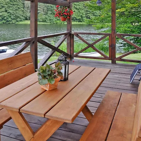 Holiday By The Lake, Ferienhaus Rosnowo