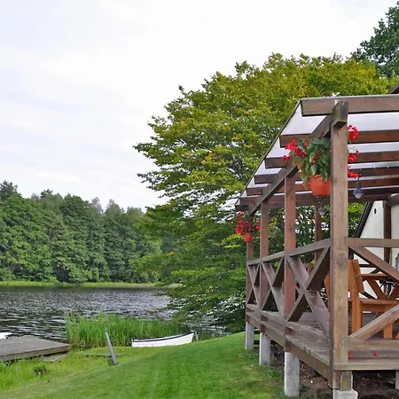 Holiday By The Lake,
